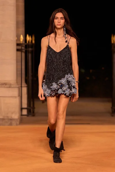 Look 62
